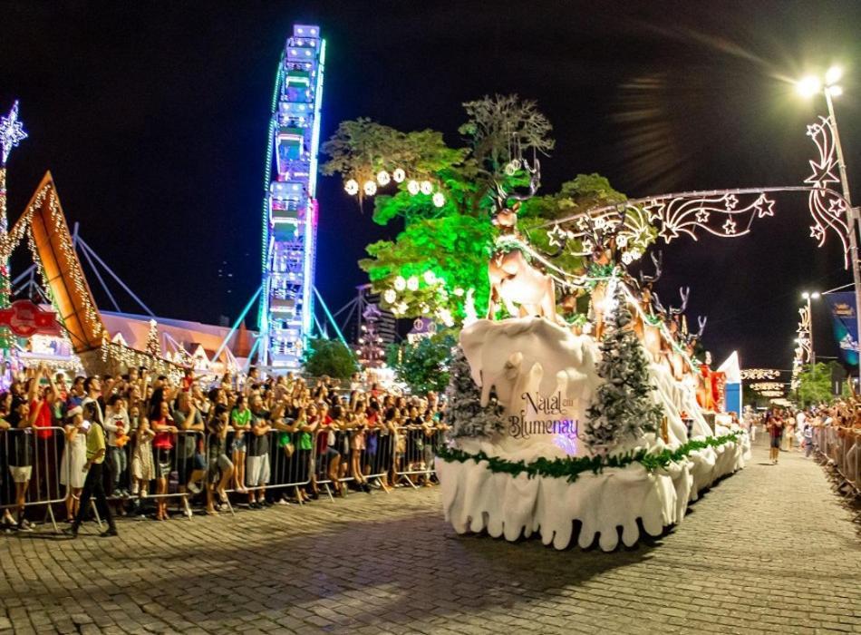 Quartos Proximos A Oktoberfest, Em Blumenau Exterior photo